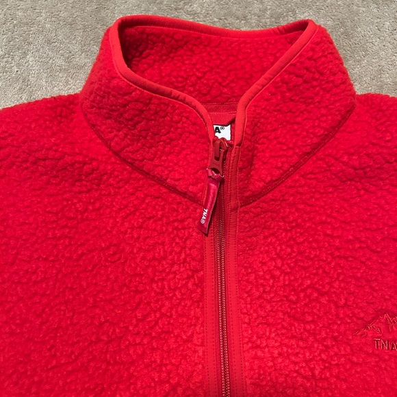 Aritzia Polartec Thermal Pro 1/2 Zip Hi-hip Sweater Size XL, Flashing Red - Picture 5 of 16